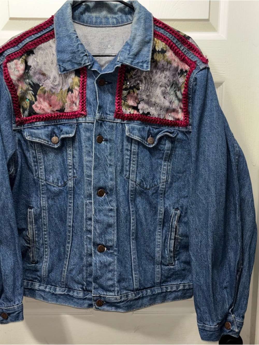 Women’s Vintage Denim Jacket With Floral Design and Gems